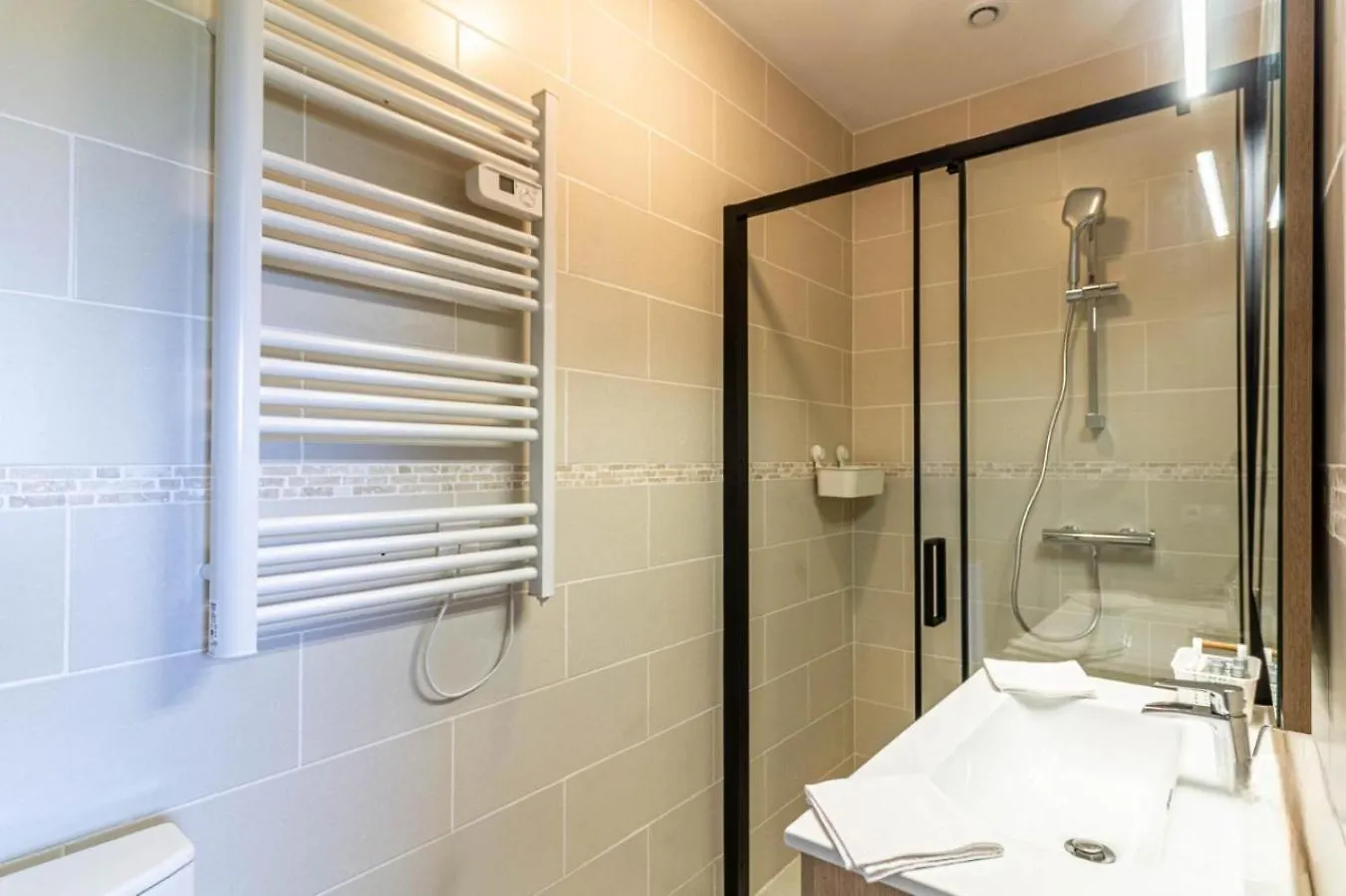L'Ostau Deu Bonur - Chambres D'Hotes Saint-Martin  B&B